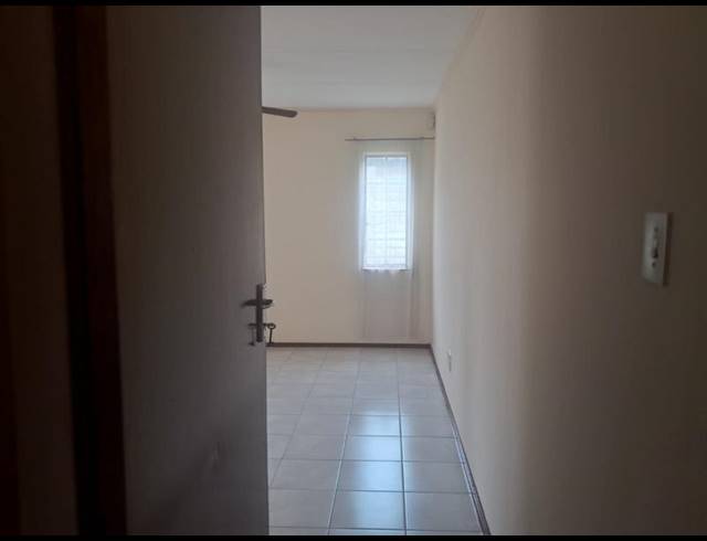 5 BEDROOM PROPERTY TO RENT IN ELANDSPOORT